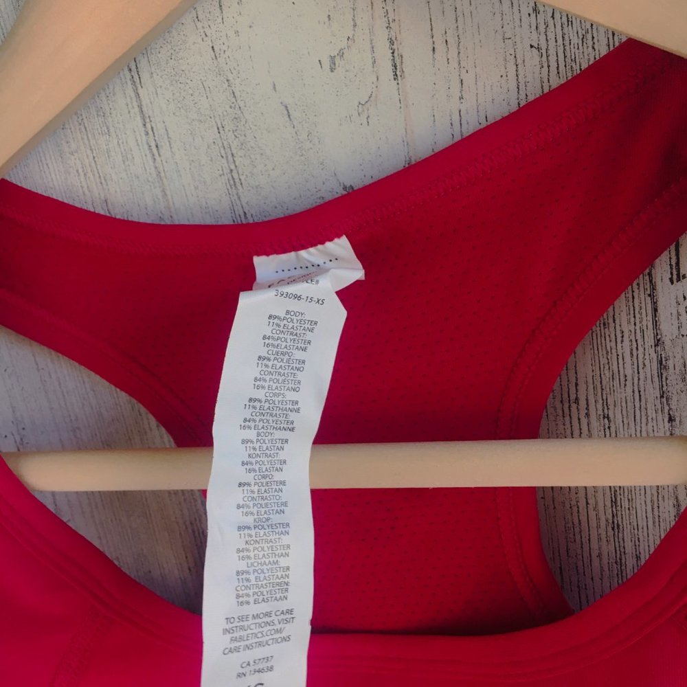 Fabletics Doon SportsBra Racerback Compression Red - Picture 4 of 6